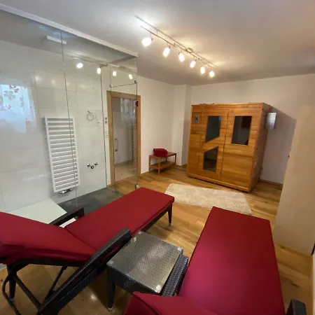 亚历克斯度假公寓 度假居