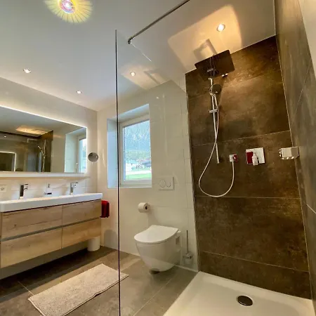 亚历克斯度假公寓