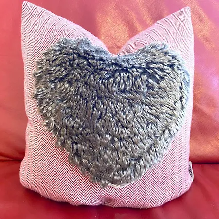 亚历克斯度假公寓 度假居 韦兴