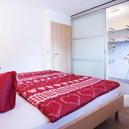 Alex Holiday home *